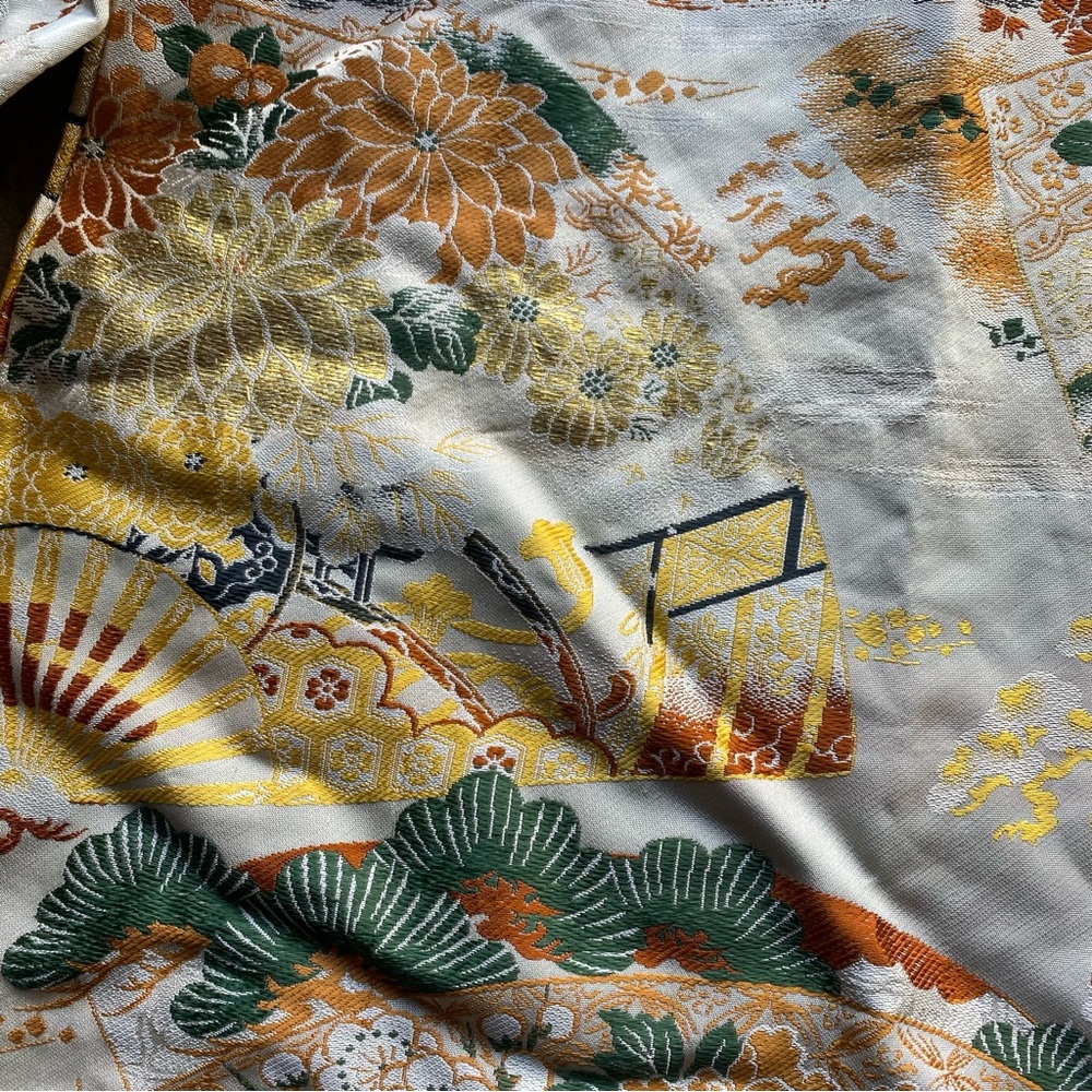 Vintage 1940s Japanese Silk Brocade Flare Jacket  40s Lucky Gold - Picture 3 of 8